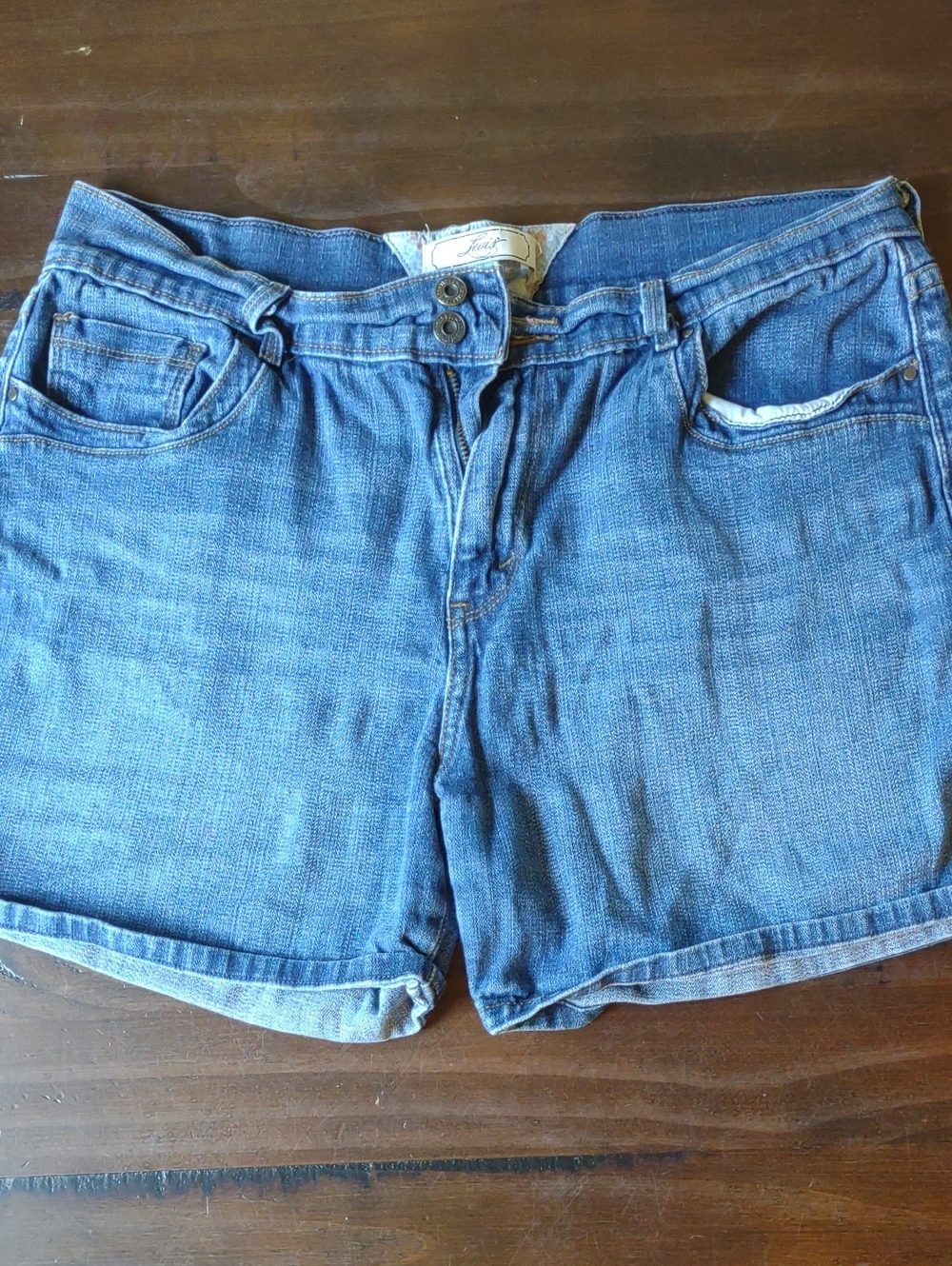 Levi's Women's Classic Blue Denim Shorts